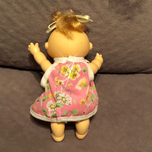 Small Cabbage Patch Baby Kid Doll - Picture 3 of 5